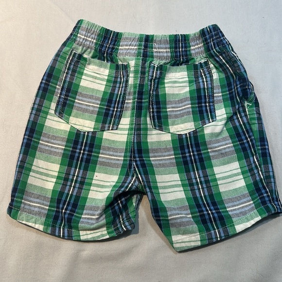 Tommy Hilfiger Green and Blue Flat Front Shorts - Picture 3 of 3